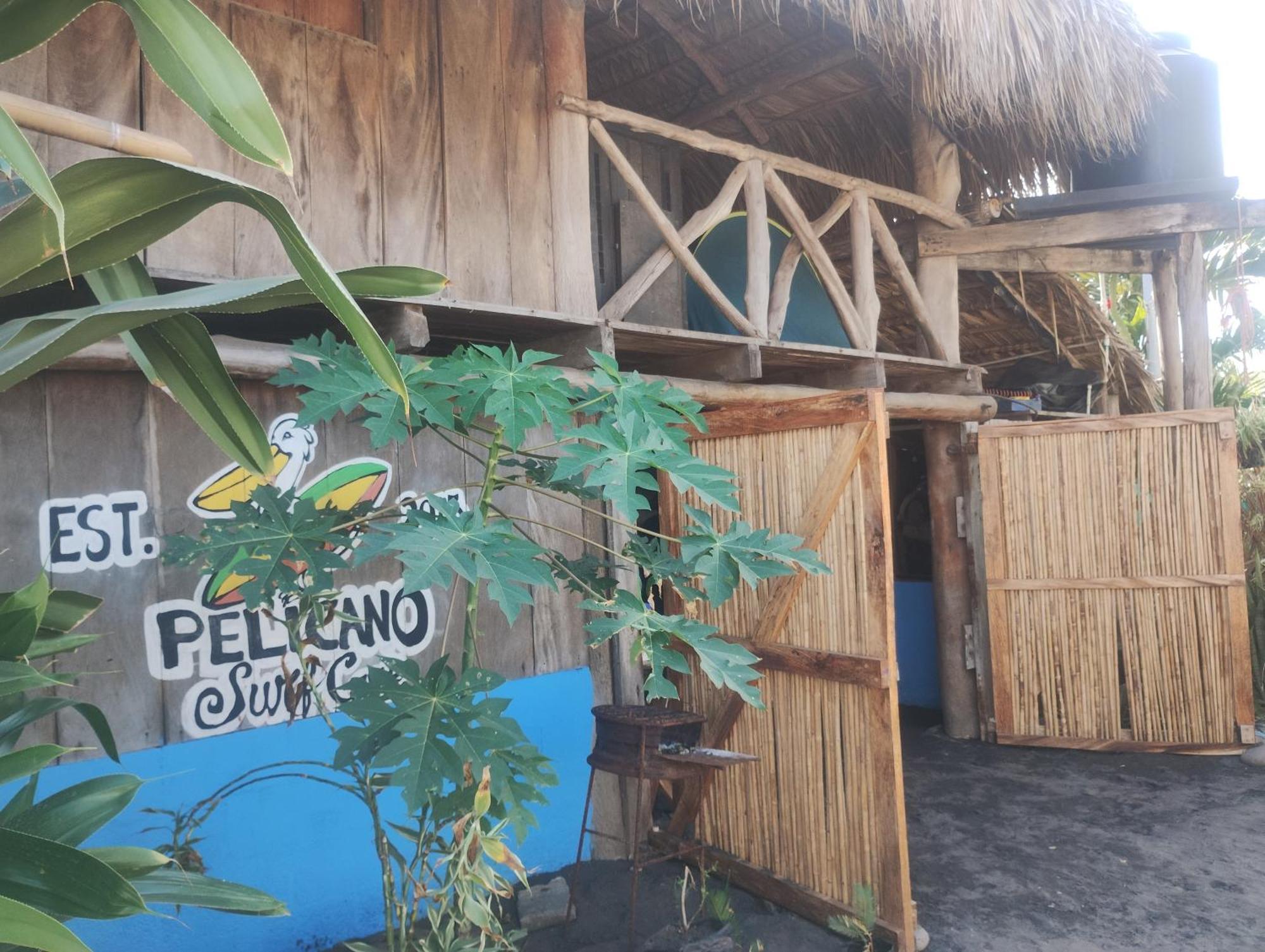 Pelicano Surf Camp Apartman La Libertad Kültér fotó