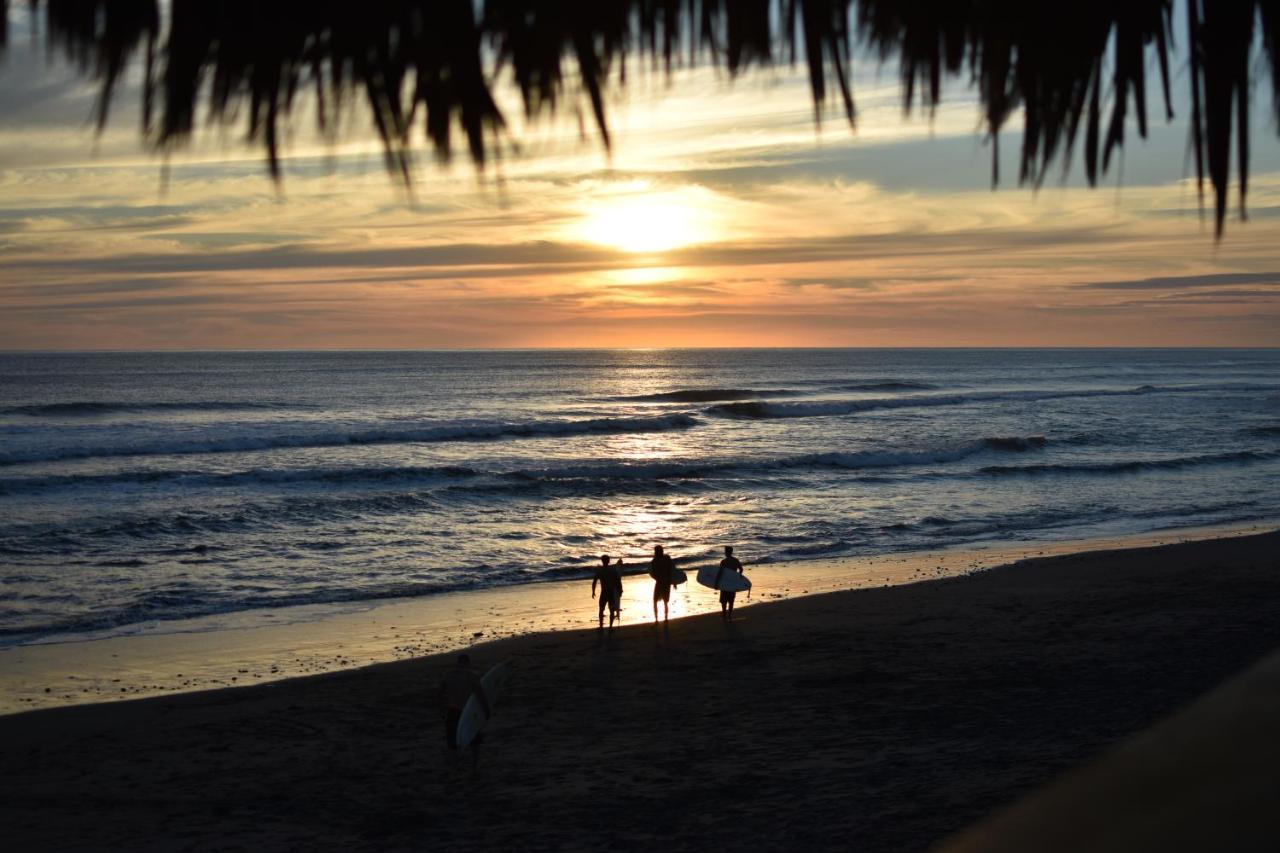 Pelicano Surf Camp Apartman La Libertad Kültér fotó